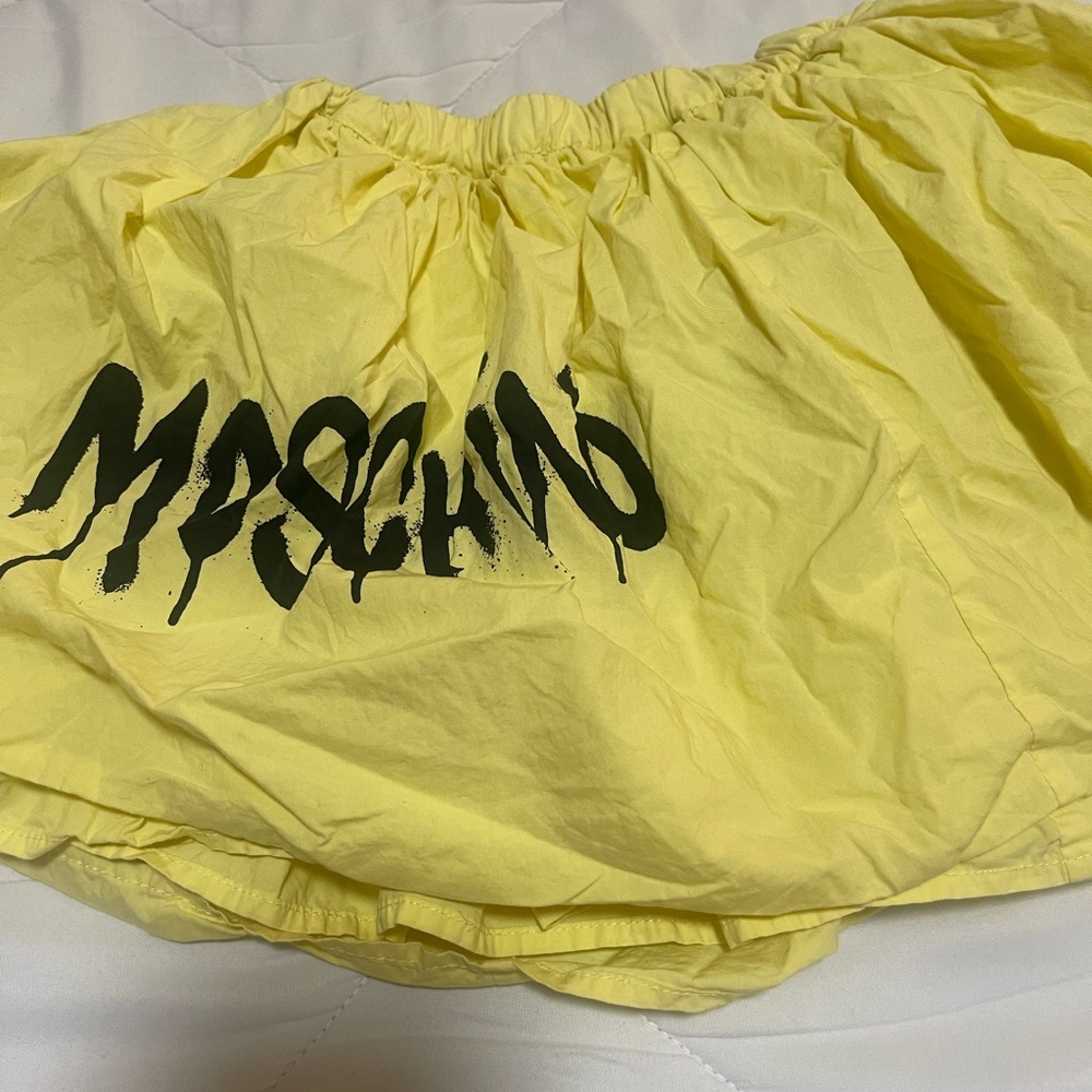 Moschino kids set  in brand new condition